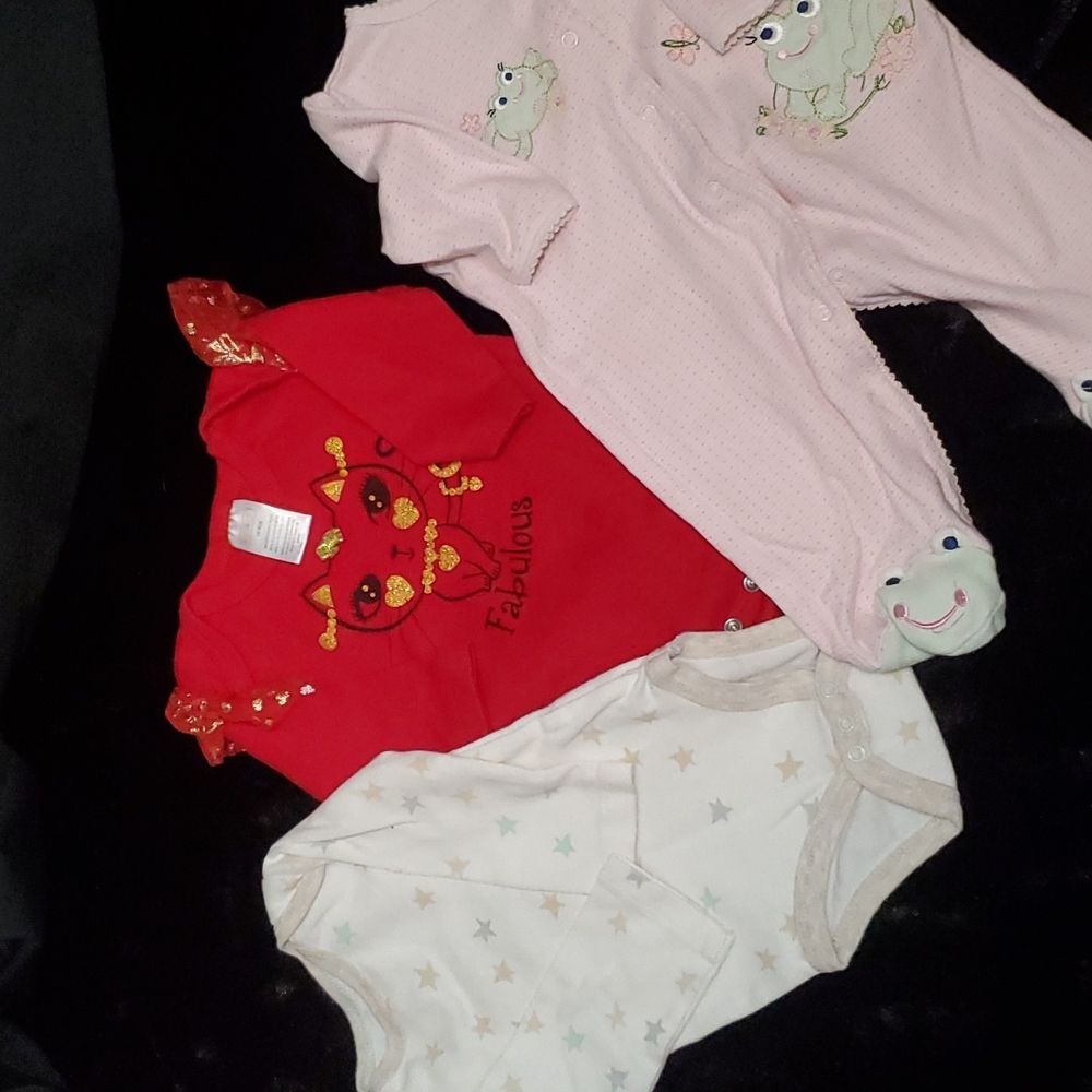 BUNDLE 3-Infant Girls Lg-Sleeve Onsie Outfits-1 Footed-White/Red/Pink-Sz 0-3 Mo